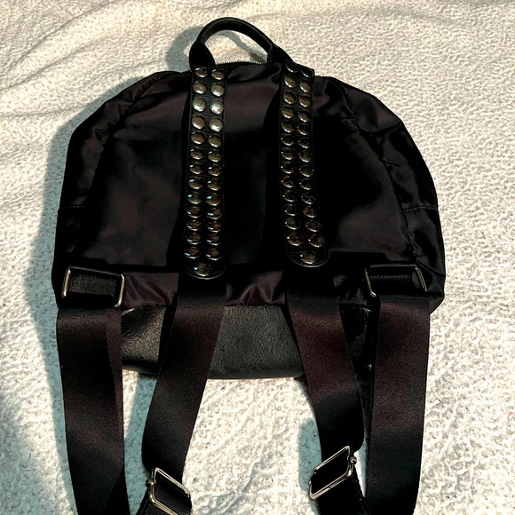 Steve Madden backpack with studded straps - Picture 2 of 9